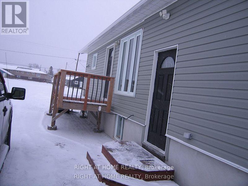 118 Kenogami Road, Greenstone, Ontario  P0T 2A0 - Photo 10 - X12663464