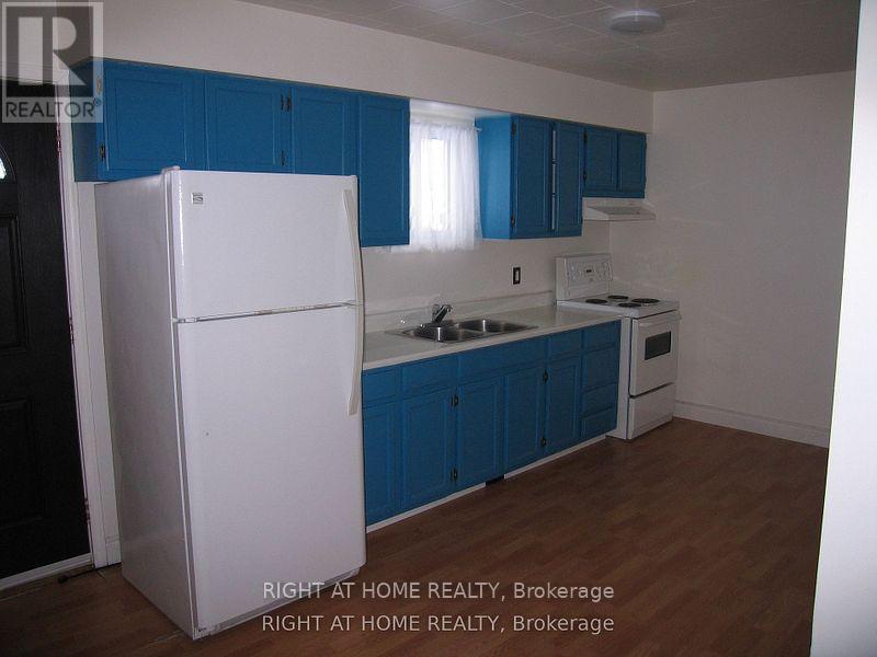 118 Kenogami Road, Greenstone, Ontario  P0T 2A0 - Photo 3 - X12663464