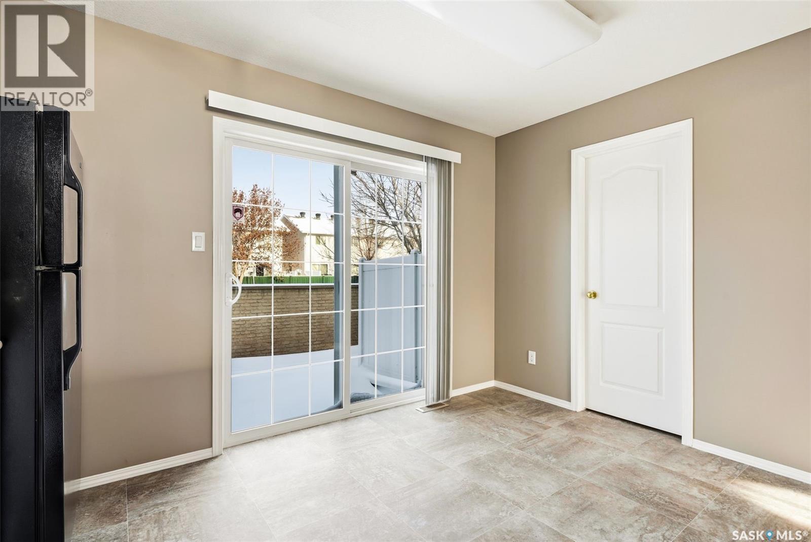 2748 Cranbourn Crescent, Regina, Saskatchewan  S4V 3C1 - Photo 9 - SK026237