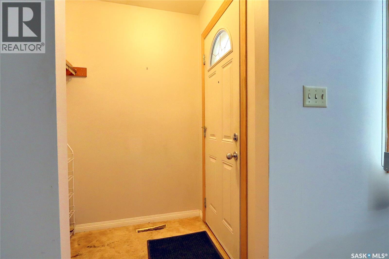 2166 Mcara Street, Regina, Saskatchewan  S4N 2V8 - Photo 3 - SK026218