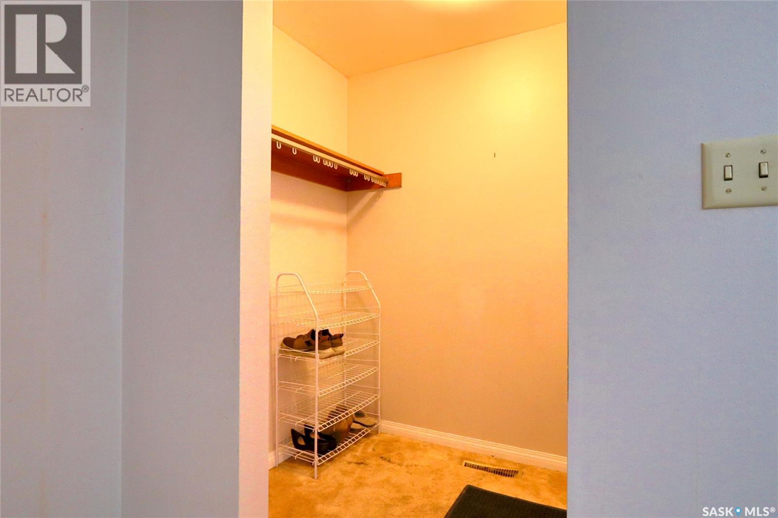 2166 Mcara Street, Regina, Saskatchewan  S4N 2V8 - Photo 4 - SK026218