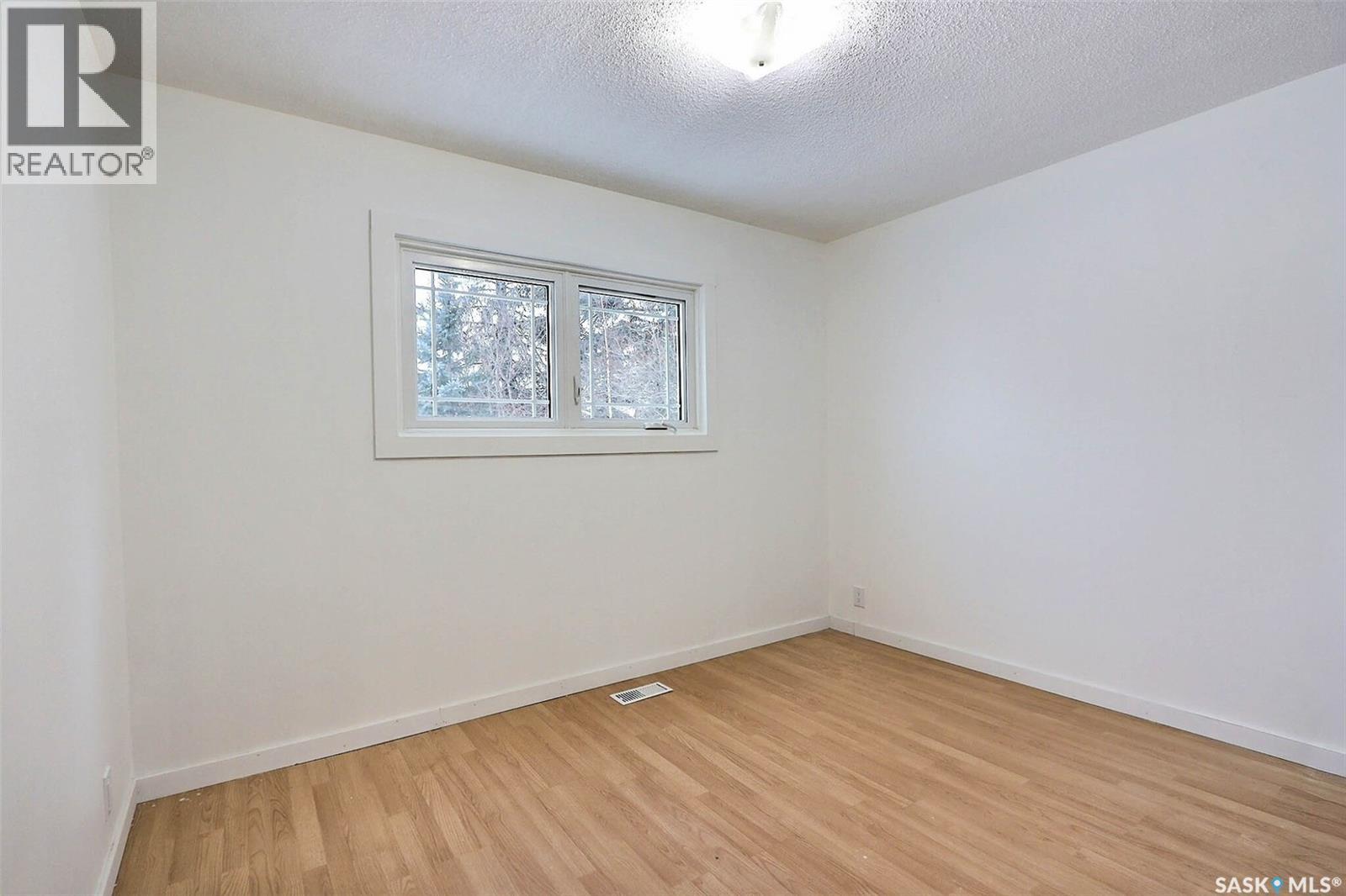 723 Eastwood Street, Prince Albert, Saskatchewan  S6V 2T4 - Photo 7 - SK026198