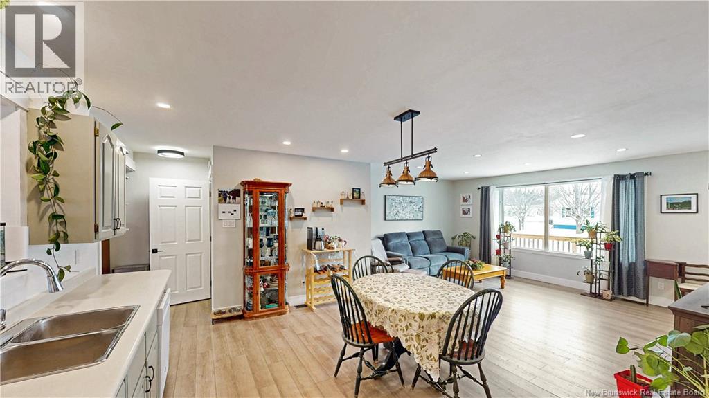 8 Randall Drive, Hampton, New Brunswick  E5N 8A9 - Photo 9 - NB131628