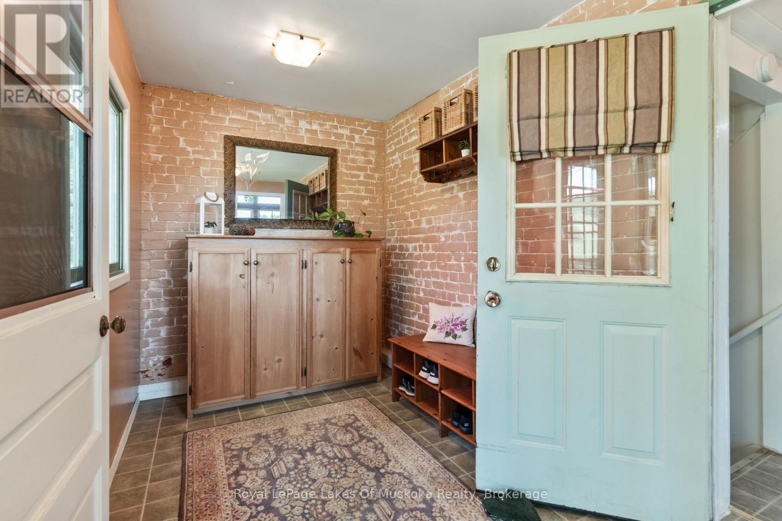 229 Fraserburg Road, Bracebridge (Macaulay), Ontario  P1L 0G9 - Photo 17 - X12663640