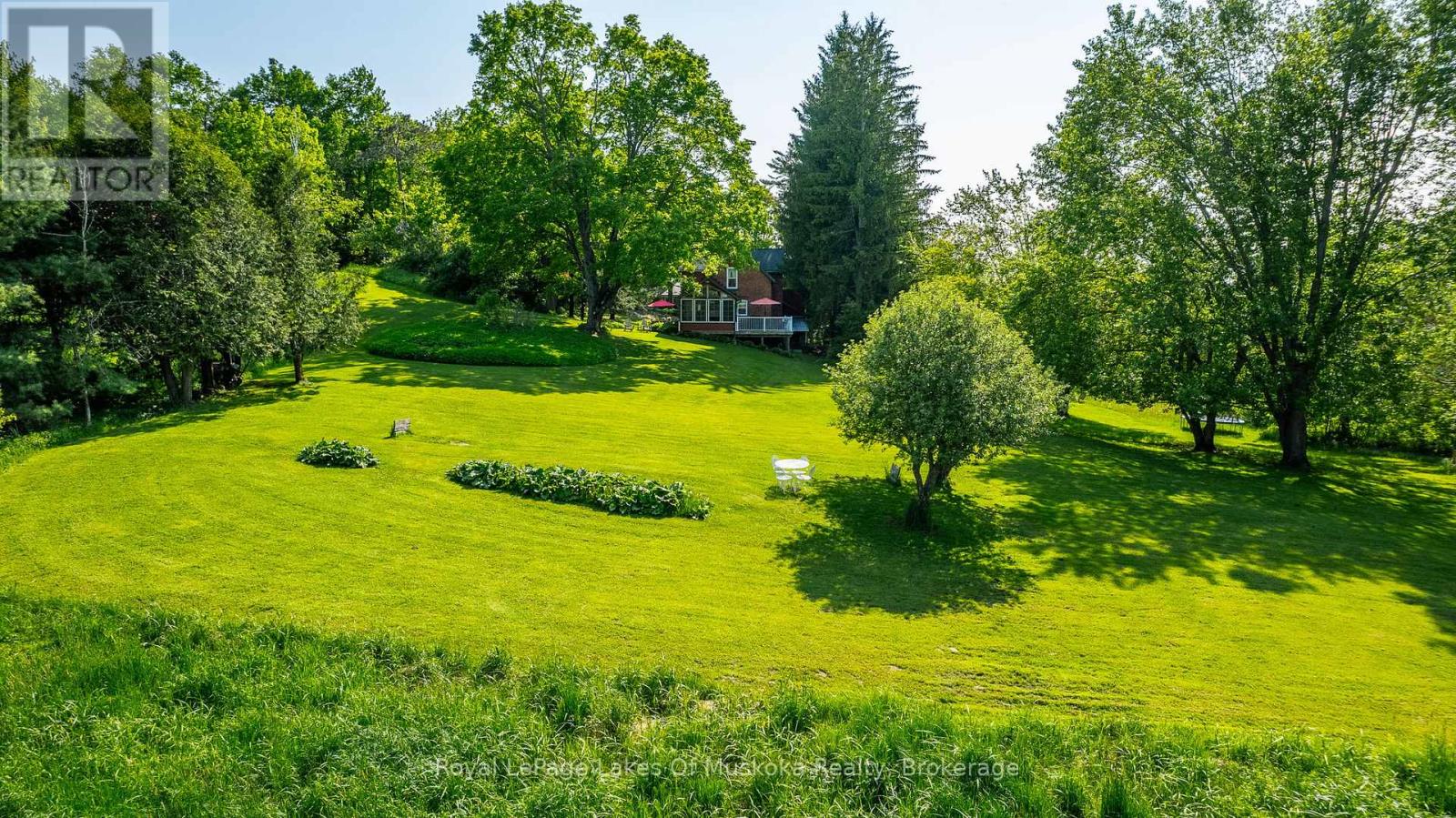 229 Fraserburg Road, Bracebridge (Macaulay), Ontario  P1L 0G9 - Photo 44 - X12663640