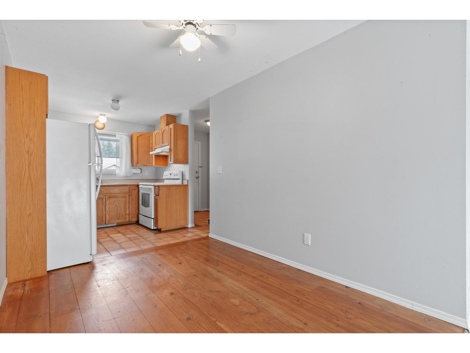 10 5770 Vedder Road, Vedder Crossing, Chilliwack, British Columbia  V2R 3V6 - Photo 8 - R3075984