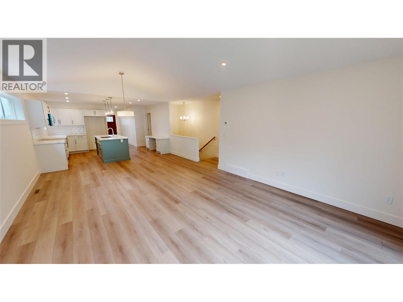 353 Legacy Lookout Unit# B, Cranbrook, British Columbia V1C 0E4 - Photo 9 - 10371899