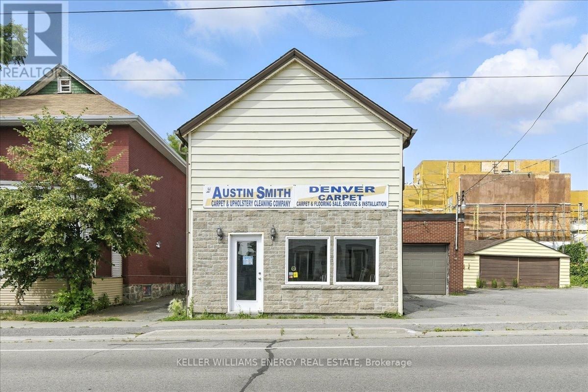 174 Mary Street N, Oshawa, Ontario  L1G 5C2 - Photo 3 - E12663566