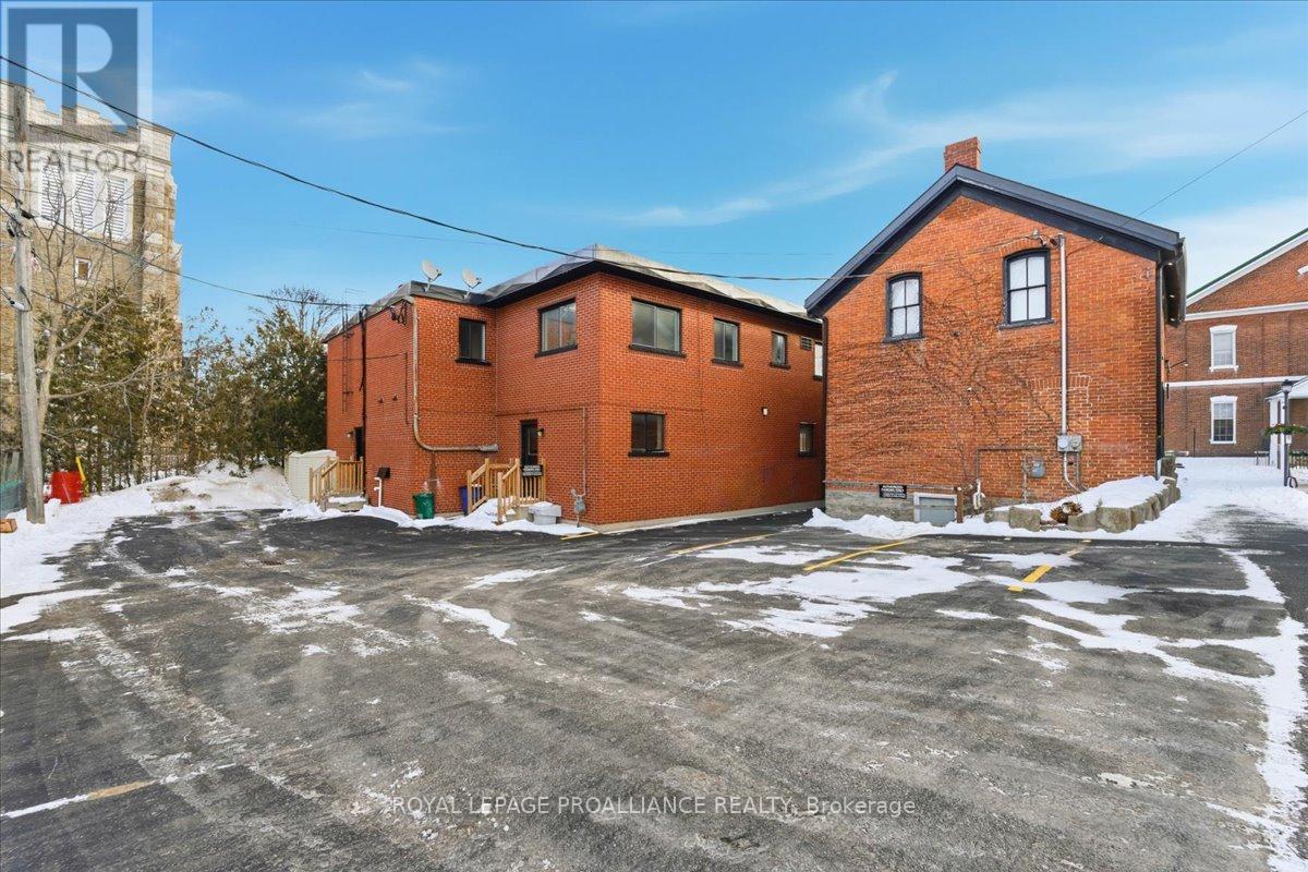 331 & 333 Picton Main Street, Prince Edward County, Ontario  K0K 2T0 - Photo 6 - X12663636