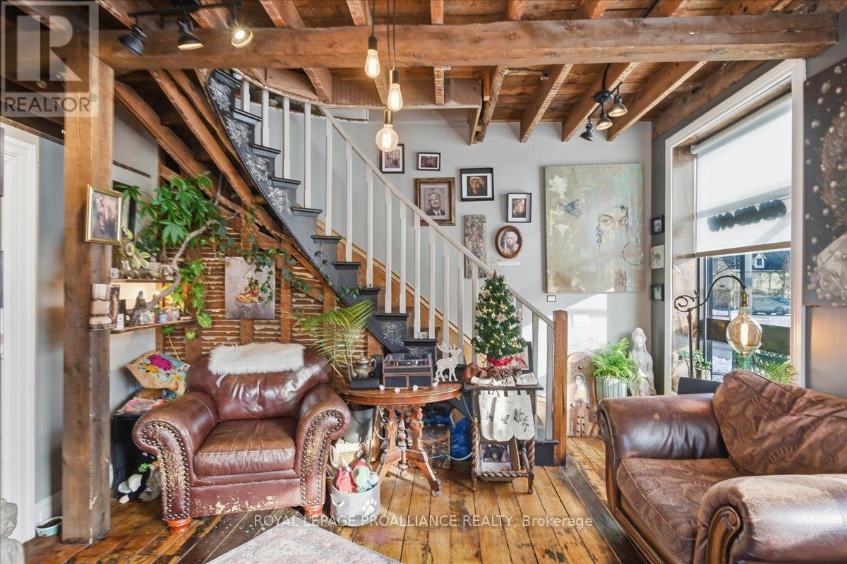 331 & 333 Picton Main Street, Prince Edward County, Ontario  K0K 2T0 - Photo 9 - X12663636