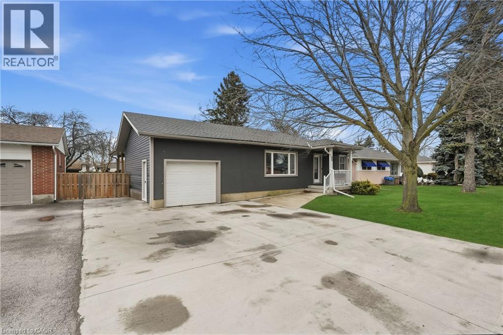 25 Arthur Street, St. Catharines, Ontario L2M 1G8 - Photo 3 - 40795384