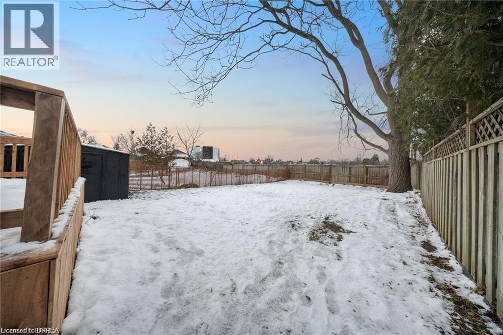 12 Carlyle Street, Brantford, Ontario  N3T 2C1 - Photo 16 - 40795584