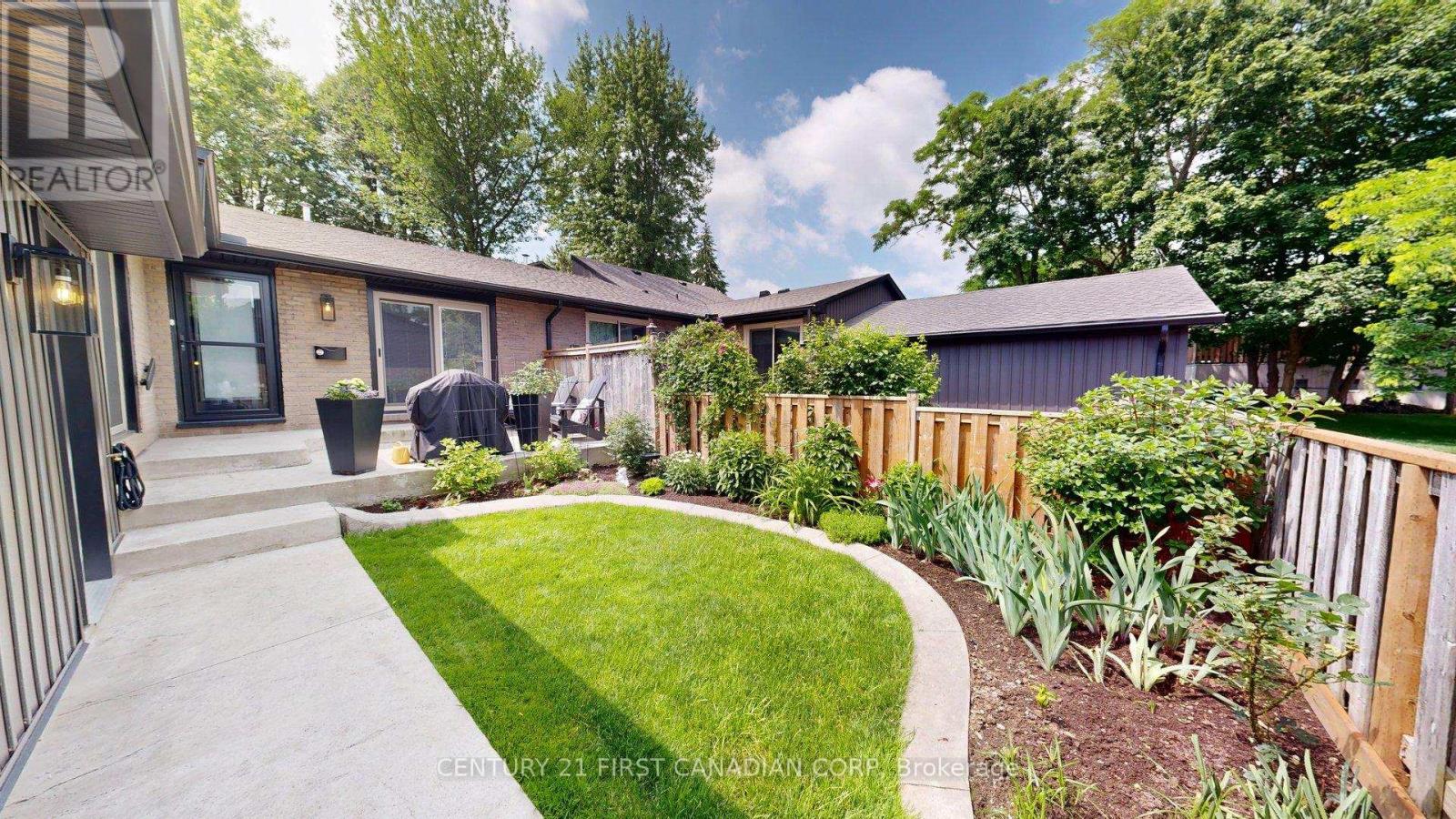 527 Topping Lane, London South, Ontario  N6J 3M8 - Photo 2 - X12663710