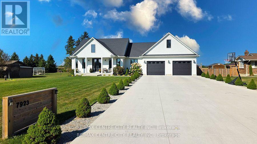 7923 Fairview Road, Central Elgin, Ontario  N5P 3S8 - Photo 1 - X12663722