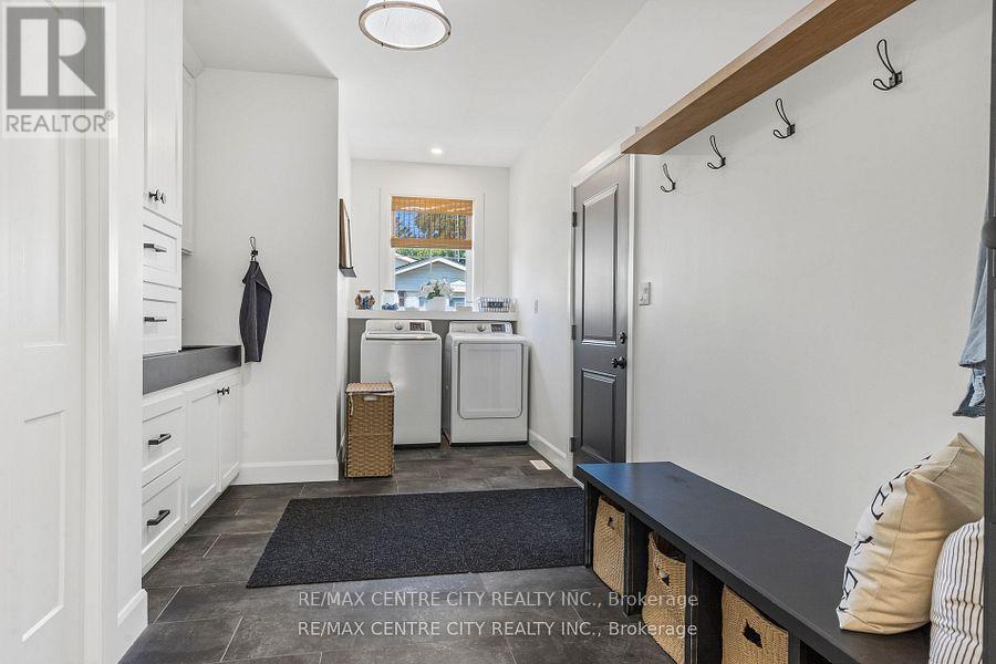 7923 Fairview Road, Central Elgin, Ontario  N5P 3S8 - Photo 14 - X12663722