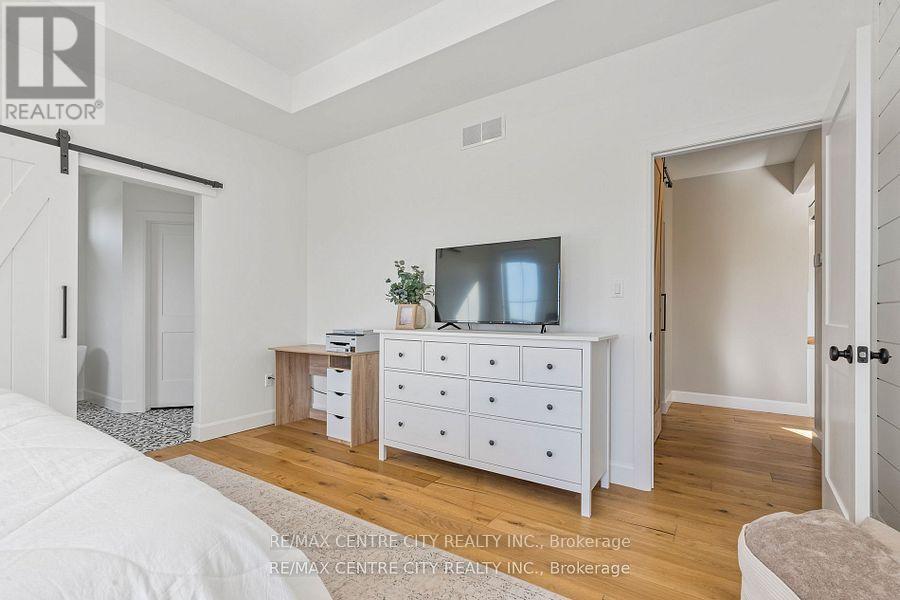 7923 Fairview Road, Central Elgin, Ontario  N5P 3S8 - Photo 17 - X12663722