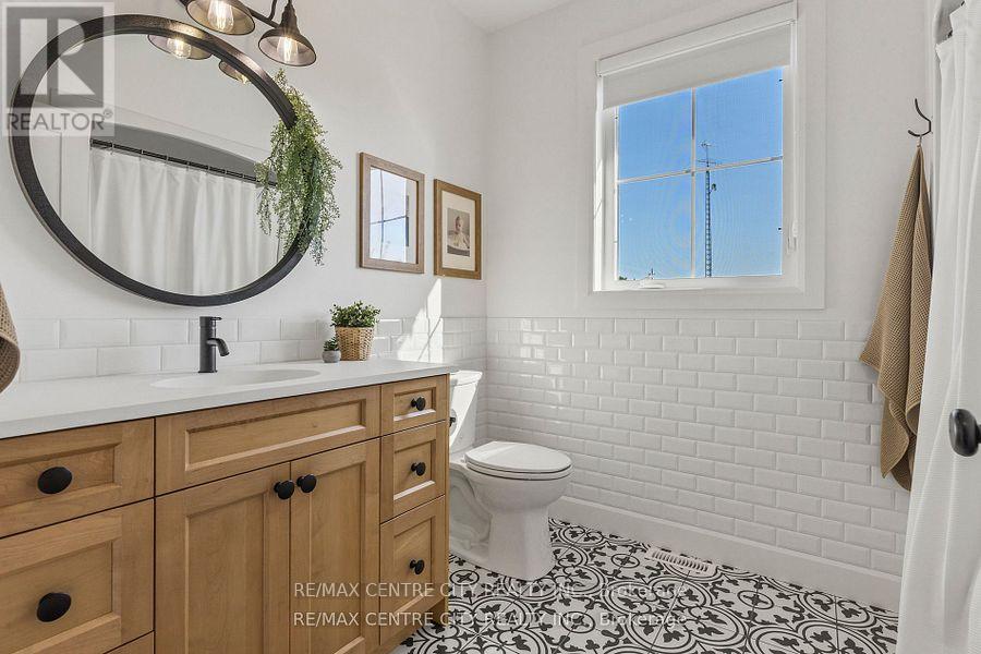 7923 Fairview Road, Central Elgin, Ontario  N5P 3S8 - Photo 21 - X12663722