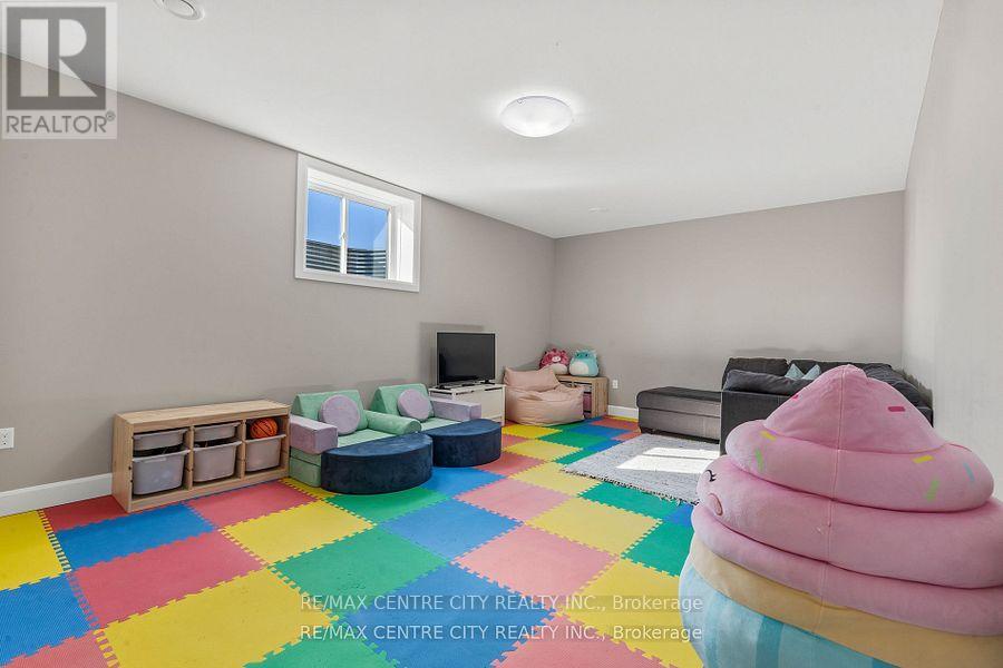 7923 Fairview Road, Central Elgin, Ontario  N5P 3S8 - Photo 28 - X12663722