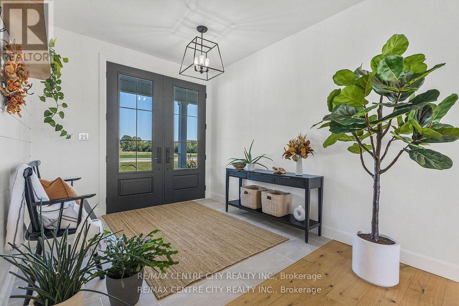 7923 Fairview Road, Central Elgin, Ontario  N5P 3S8 - Photo 4 - X12663722