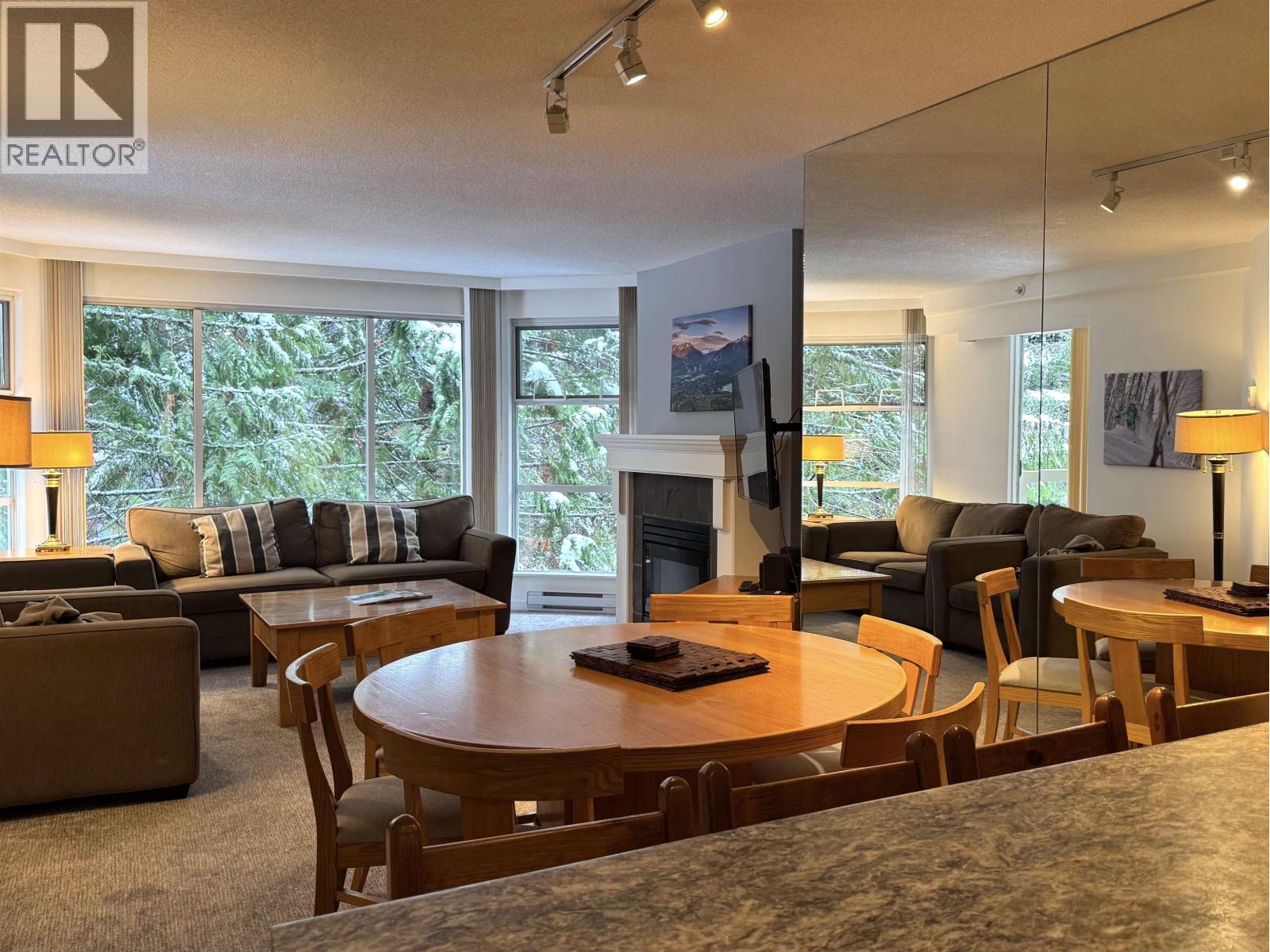 420 W49 4910 Spearhead Place, Whistler, British Columbia  V8E 1G1 - Photo 4 - R3074677