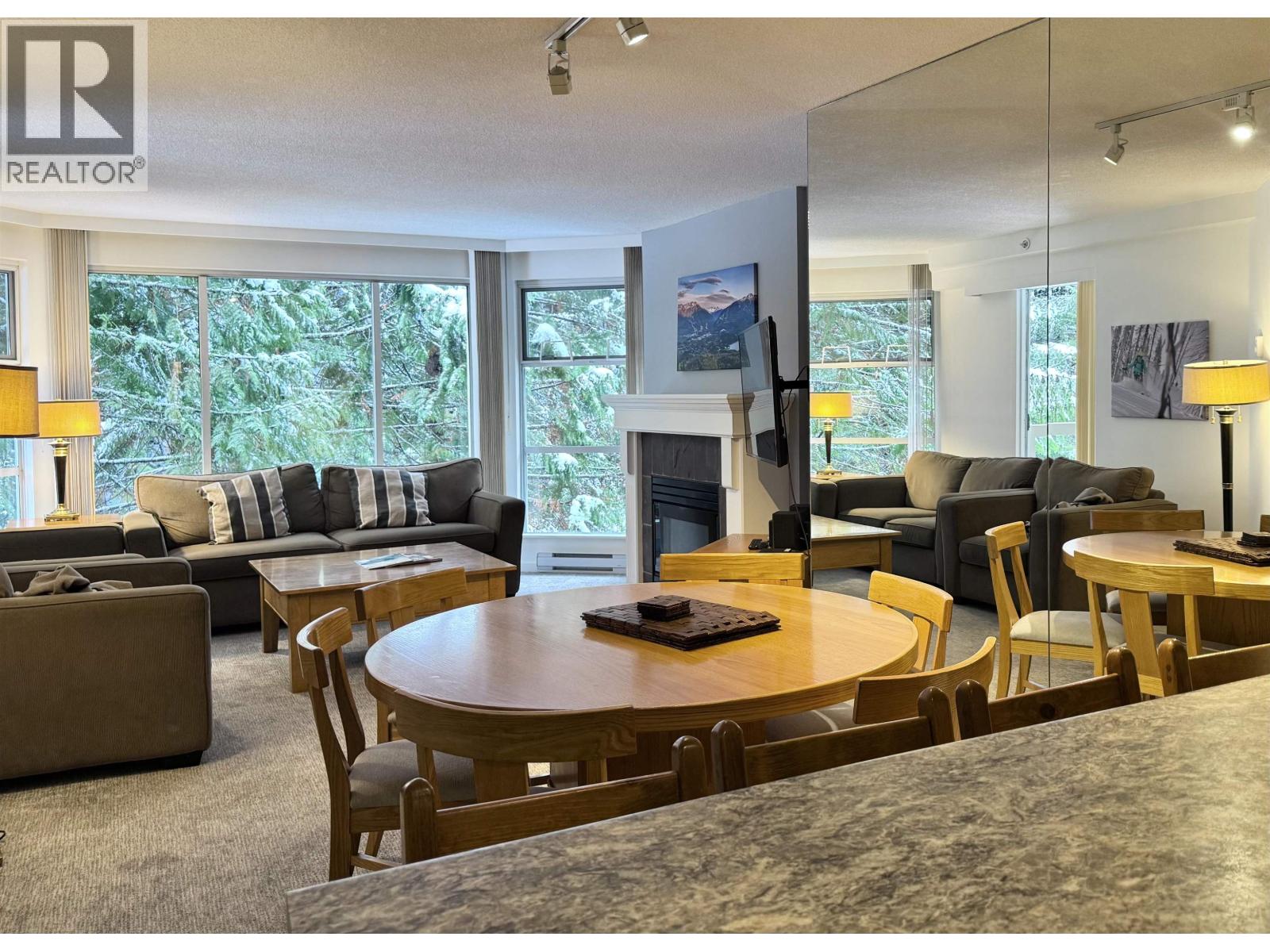 420 W49 4910 Spearhead Place, Whistler, British Columbia  V8E 1G1 - Photo 1 - R3074677