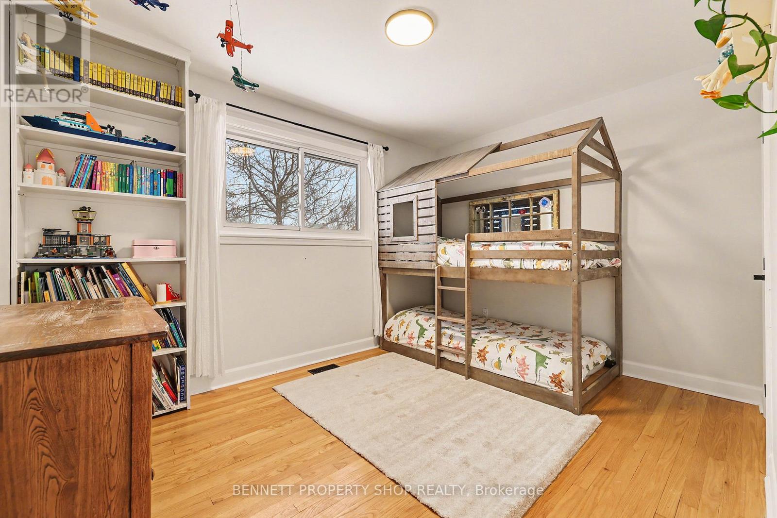 1206 Placid Street, Ottawa, Ontario  K2C 3A6 - Photo 14 - X12663538