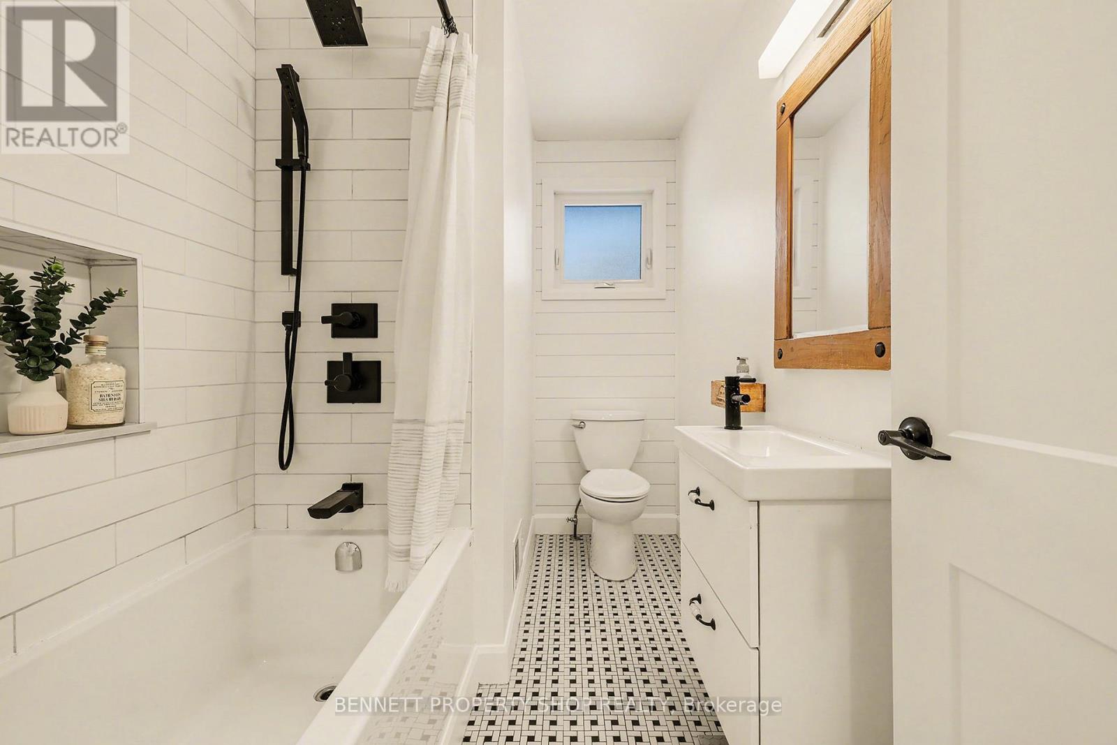 1206 Placid Street, Ottawa, Ontario  K2C 3A6 - Photo 18 - X12663538