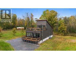 4210 SCOTCH LINE ROAD, Tay Valley, Ontario