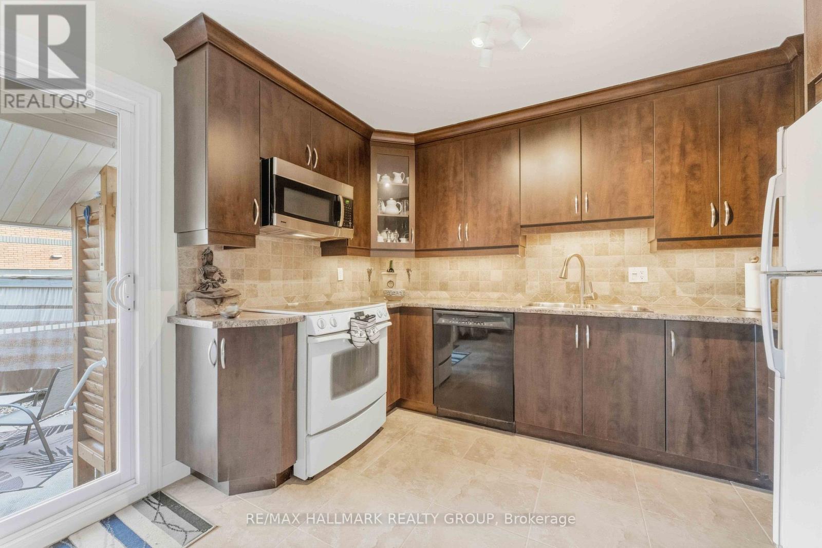 32 - 941 Cookshire Crescent, Ottawa, Ontario  K4A 3K4 - Photo 15 - X12663696