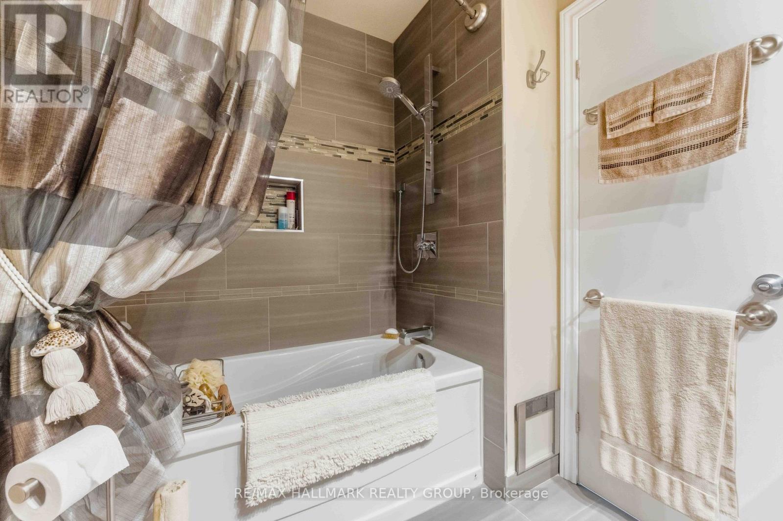 32 - 941 Cookshire Crescent, Ottawa, Ontario  K4A 3K4 - Photo 28 - X12663696