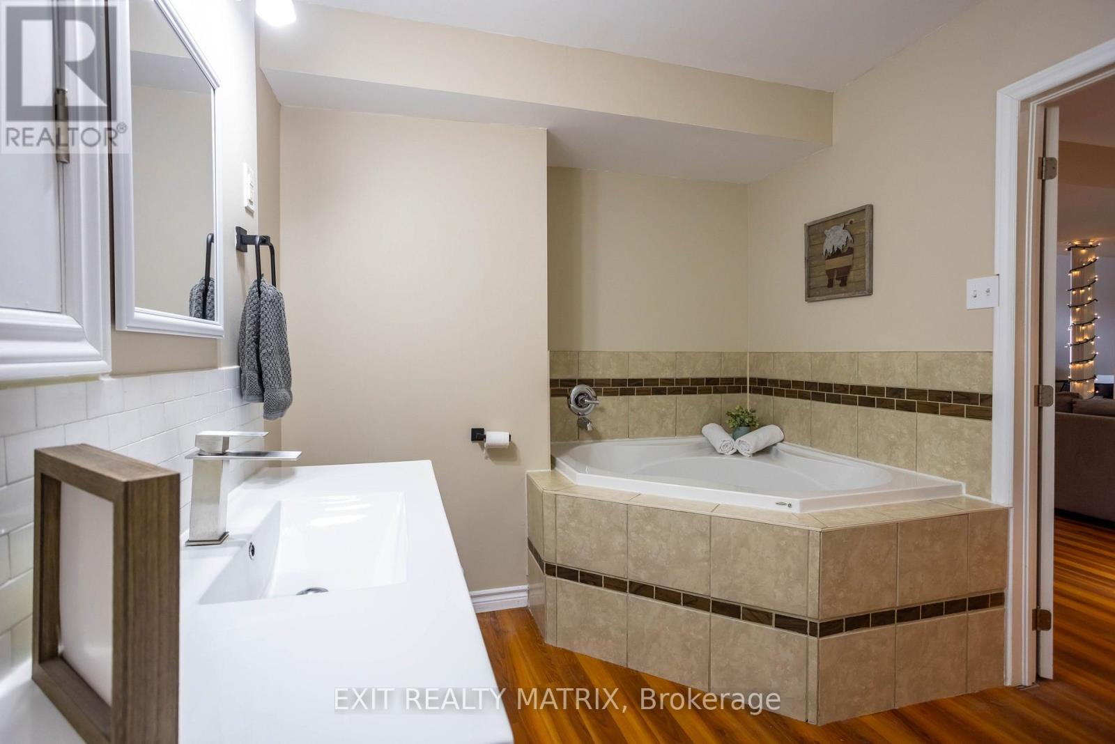 17294 Wheeler Road, South Stormont, Ontario  K0C 2A0 - Photo 35 - X12663700