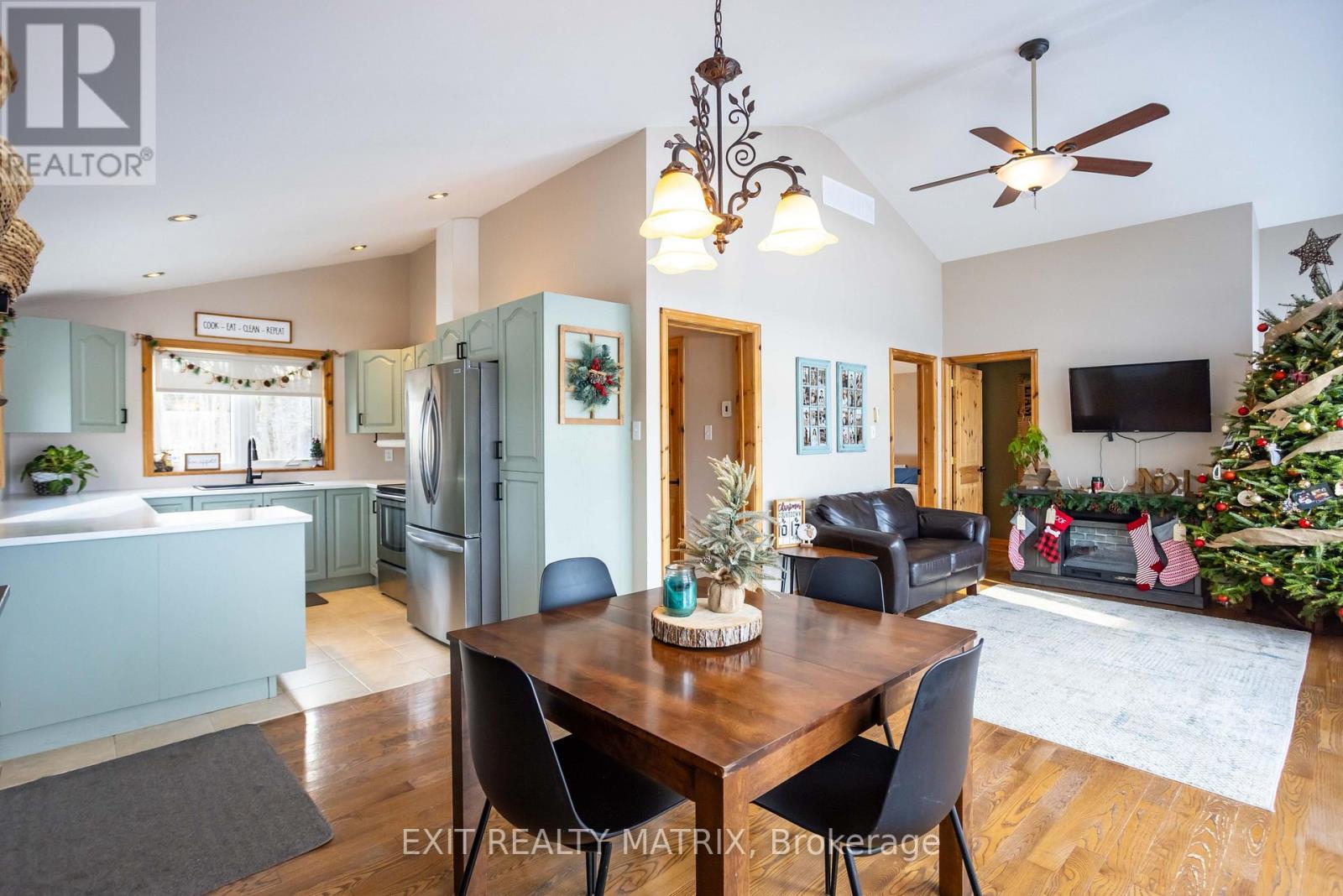 17294 Wheeler Road, South Stormont, Ontario  K0C 2A0 - Photo 8 - X12663700