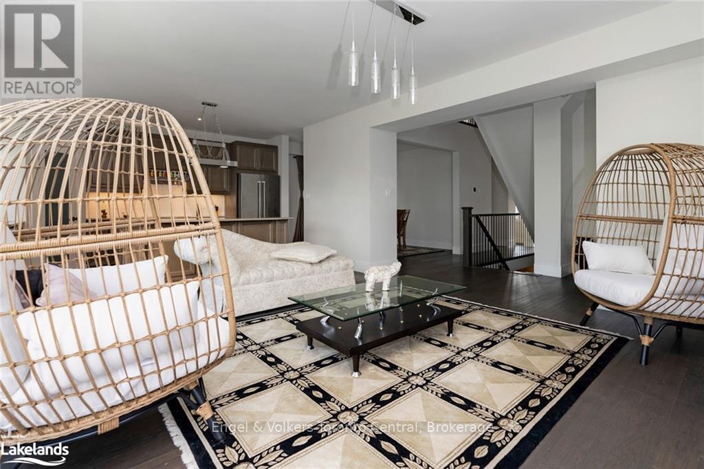 364 Yellow Birch Crescent, Blue Mountains, Ontario  L9Y 0Y5 - Photo 5 - X12663728