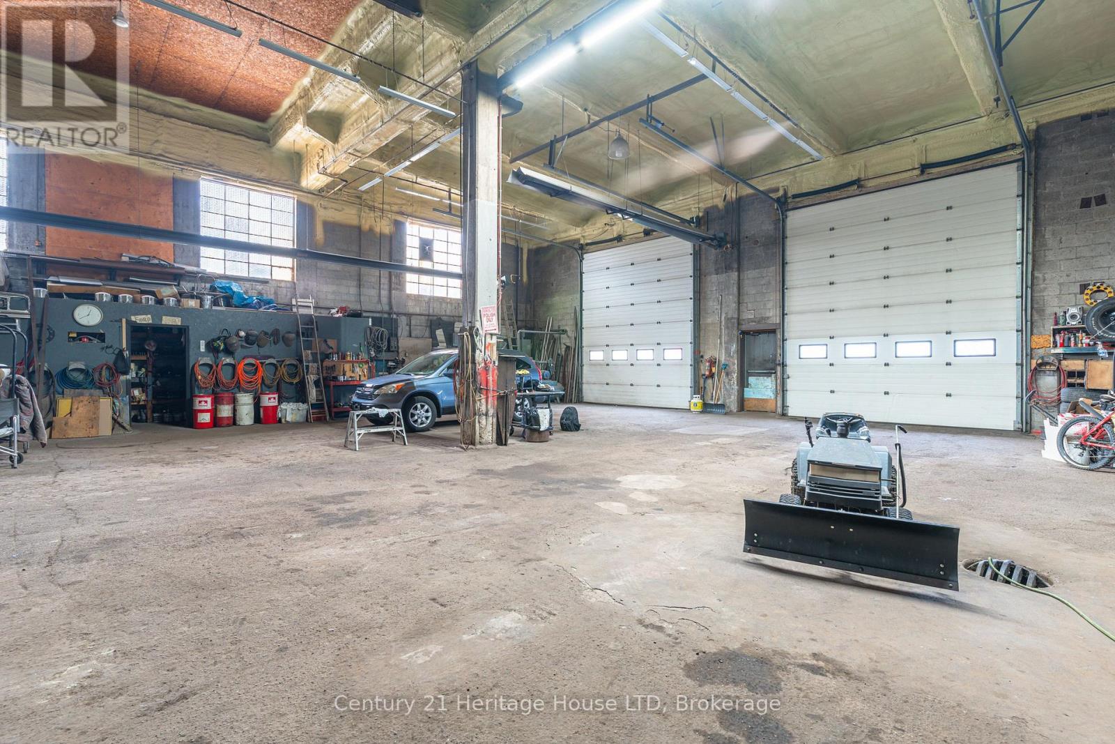 225 Merritt Street, St. Catharines, Ontario  L2T 1J7 - Photo 14 - X12663706