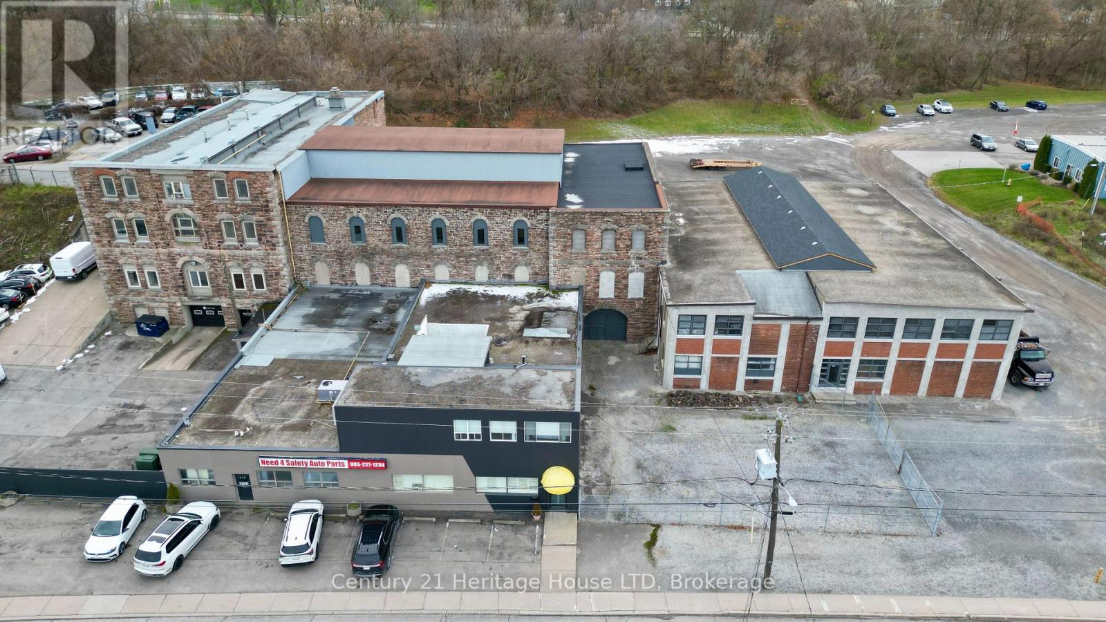 225 Merritt Street, St. Catharines, Ontario  L2T 1J7 - Photo 7 - X12663706