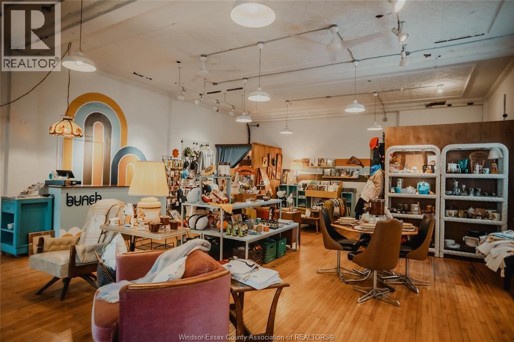 1018 Drouillard Road, Windsor, Ontario N8Y 2P8 - Photo 2 - 26000230