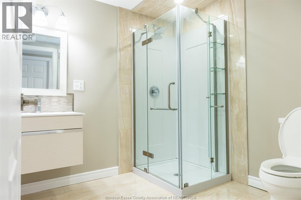 11409 Timber Bay Crescent, Windsor, Ontario  N8R 2K9 - Photo 12 - 26000188