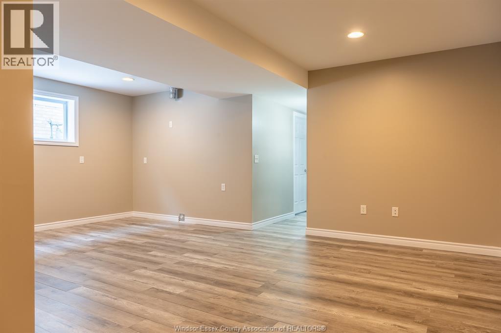 11409 Timber Bay Crescent, Windsor, Ontario  N8R 2K9 - Photo 9 - 26000188