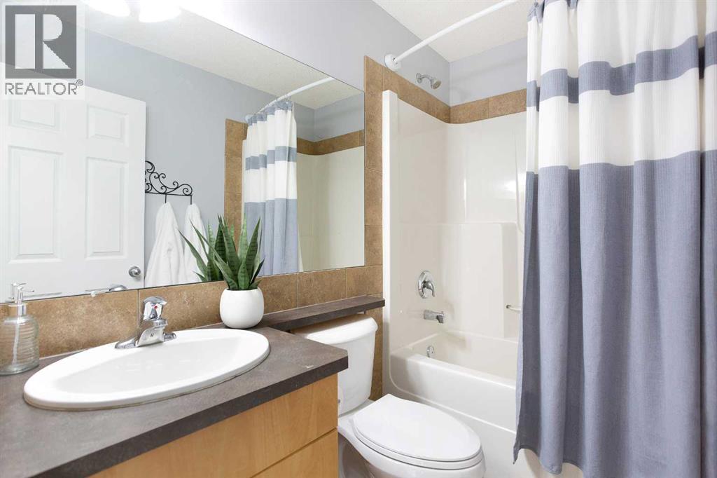 2348 Reunion Rise Nw, Airdrie, Alberta  T4B 0M5 - Photo 20 - A2276400