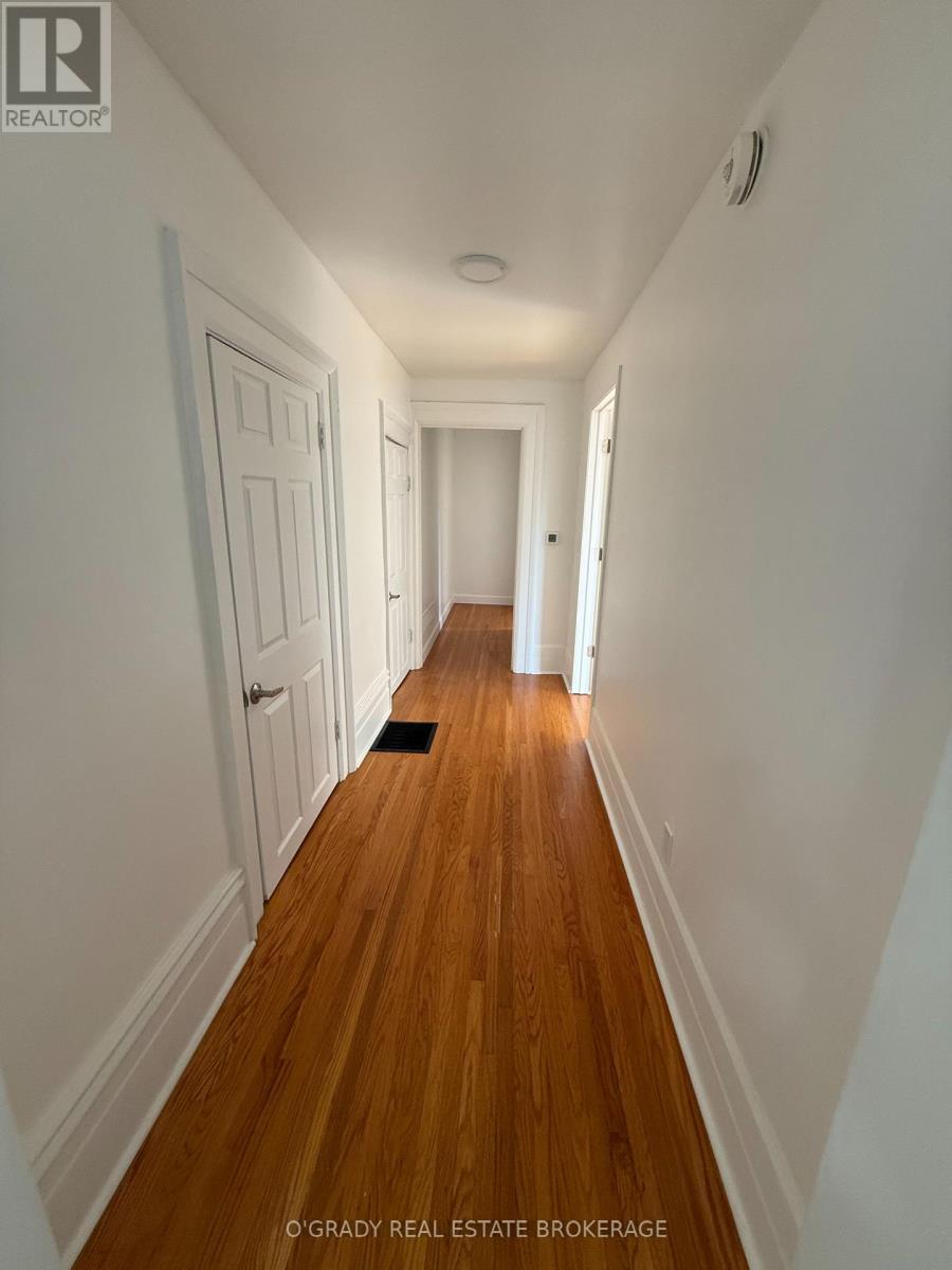 28 James Street E, Brockville, Ontario  K6V 1K2 - Photo 3 - X12663738