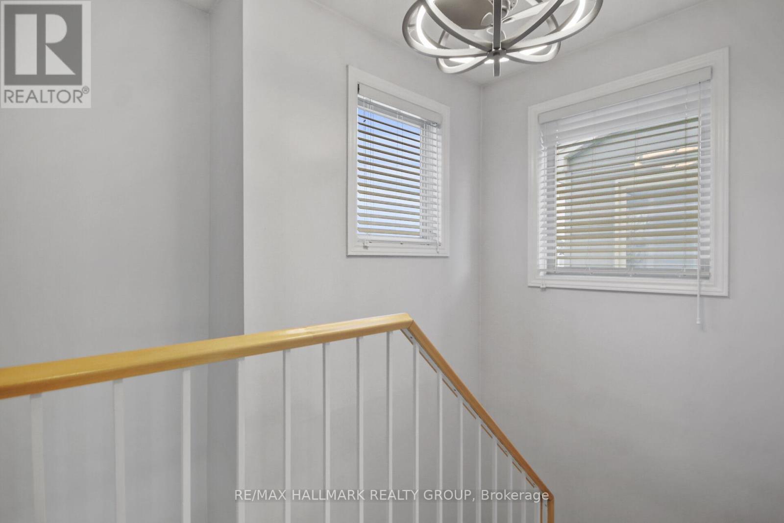 52 Peacock Crescent, Ottawa, Ontario  K2J 3P7 - Photo 19 - X12663008