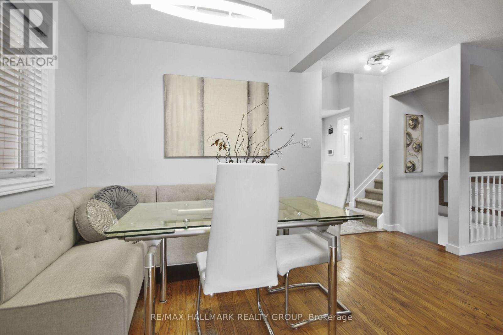 52 Peacock Crescent, Ottawa, Ontario  K2J 3P7 - Photo 13 - X12663008