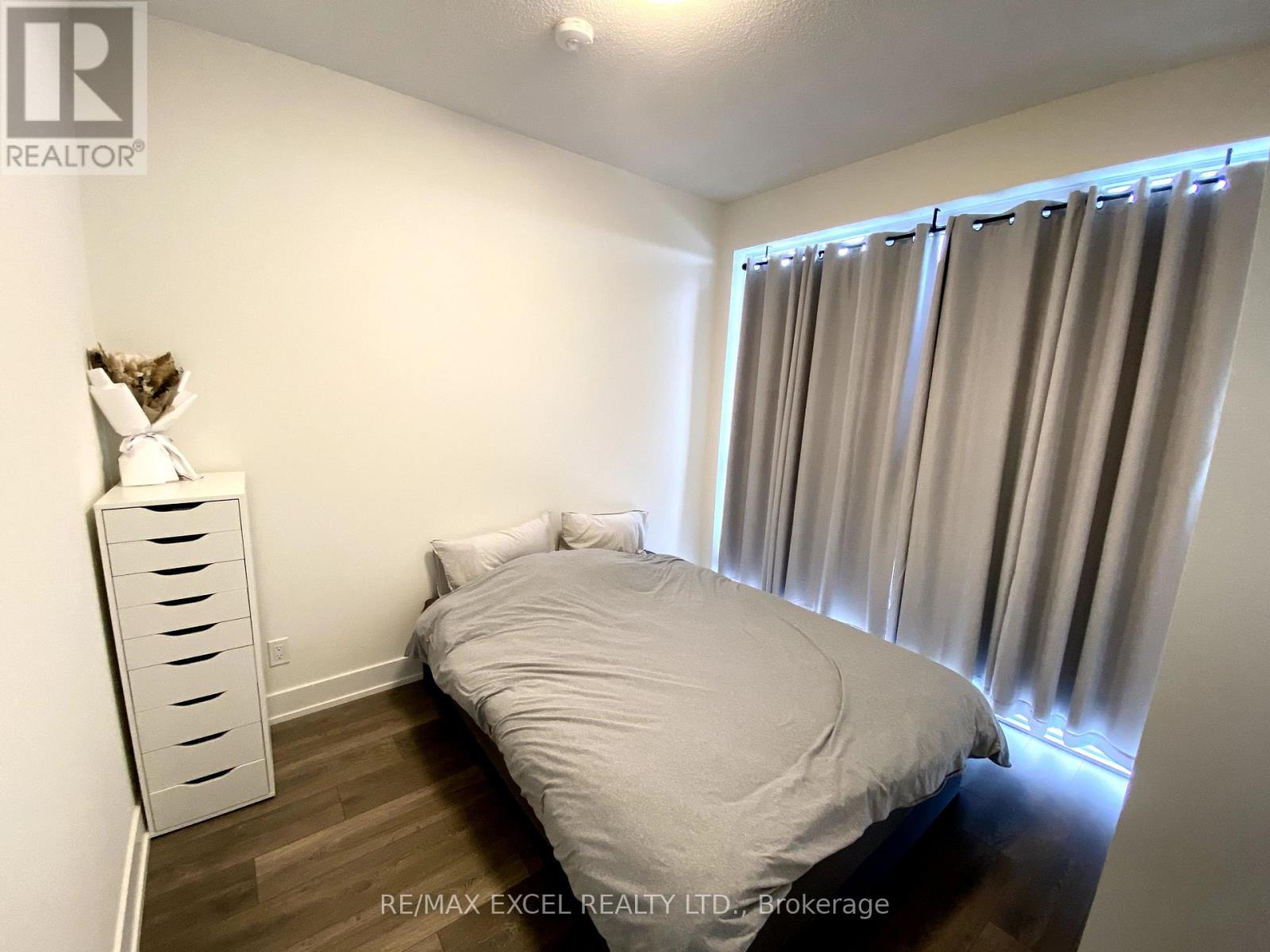 907 - 180 Fairview Mall Drive, Toronto, Ontario  M2J 0G4 - Photo 2 - C12663524