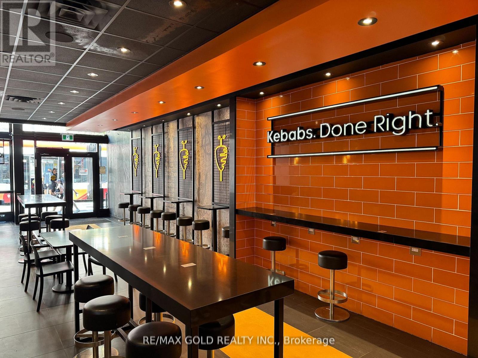 246 Queen Street W, Toronto, Ontario  M5V 1Z7 - Photo 2 - C12663558