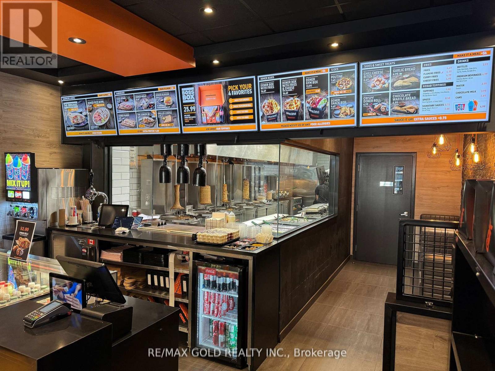 246 Queen Street W, Toronto, Ontario  M5V 1Z7 - Photo 3 - C12663558