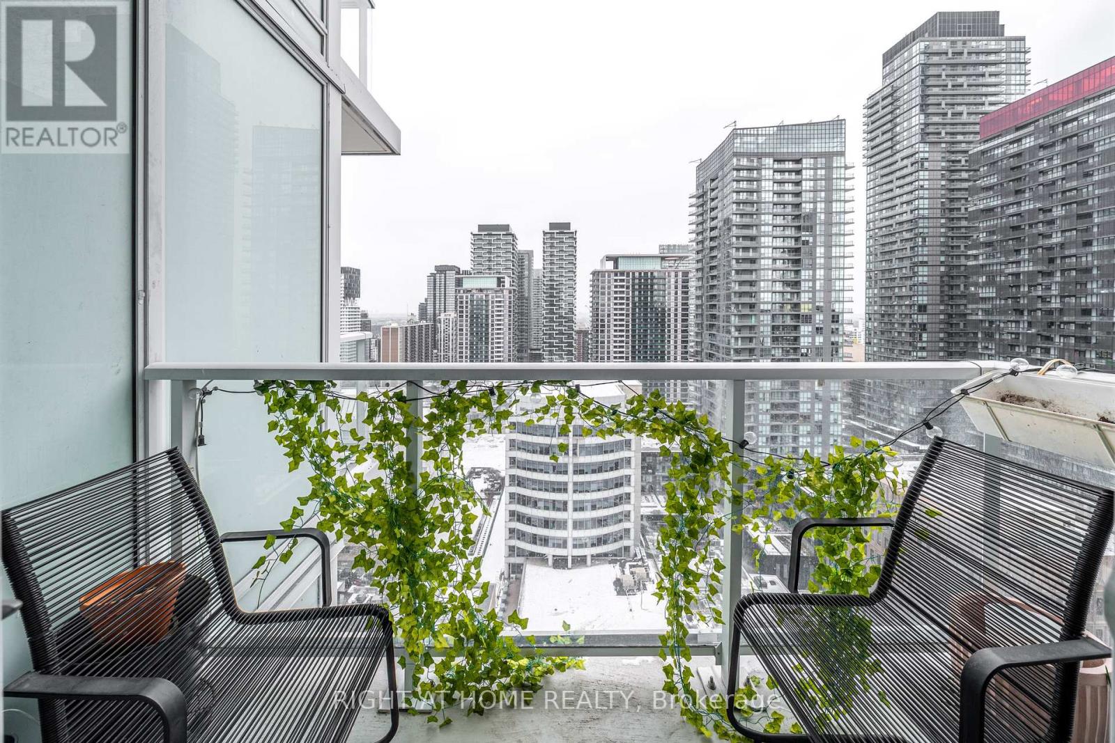 1806 - 33 Helendale Avenue, Toronto, Ontario  M4R 0A4 - Photo 16 - C12663560