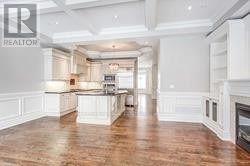 330 Elm Road, Toronto, Ontario  M5H 3V4 - Photo 11 - C12663726