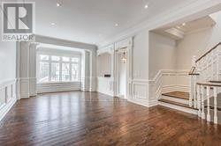 330 Elm Road, Toronto, Ontario  M5H 3V4 - Photo 3 - C12663726