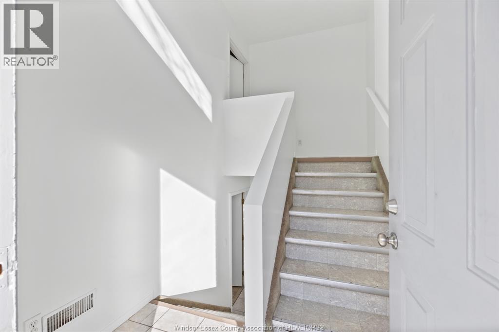1478 Westcott Road Unit# Upper, Windsor, Ontario  N8Y 4C4 - Photo 15 - 26000226