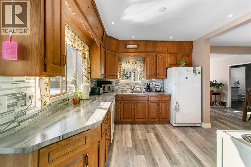 43117 Highway 855, Rural Flagstaff County, Alberta  T0B 2A0 - Photo 4 - A2268277